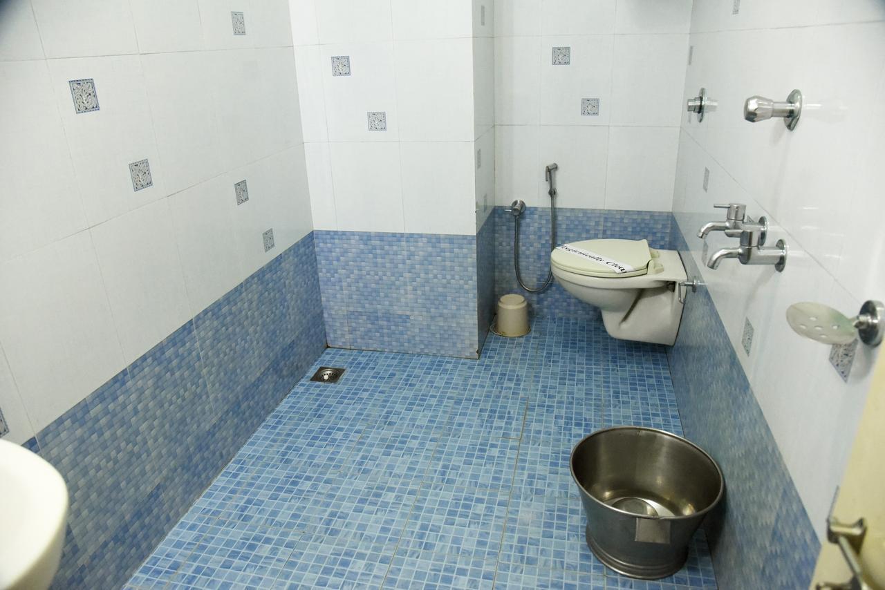Slr Residency Hotel Subrahmanya Ngoại thất bức ảnh